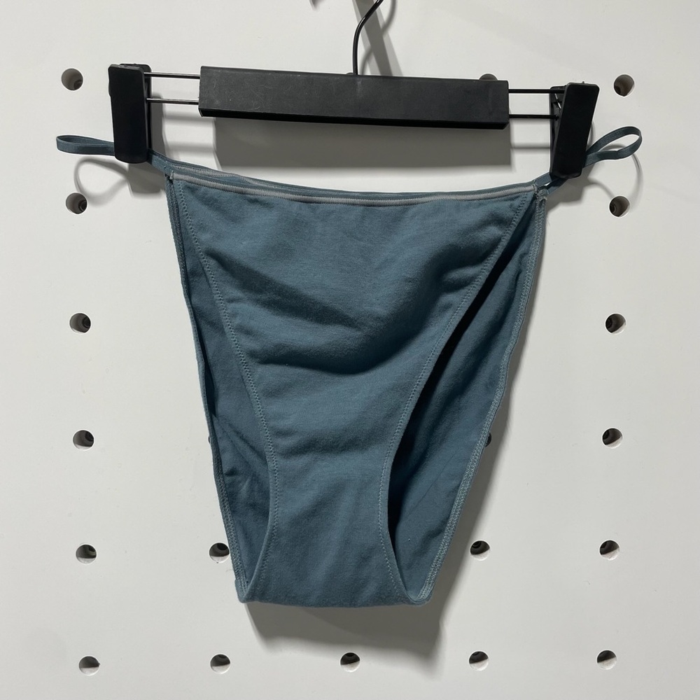 SKIMS String Cotton Bikini Panties Gray Size 4X